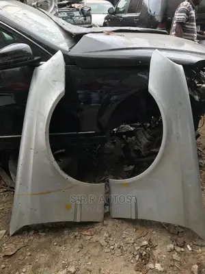 All Mercedes Benz Fenders Are Available
