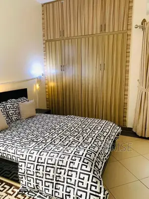 One Bedroom en-Suite Shortlet Near Cedar Crest
