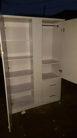 Quality 4 by 6 Wardrobe