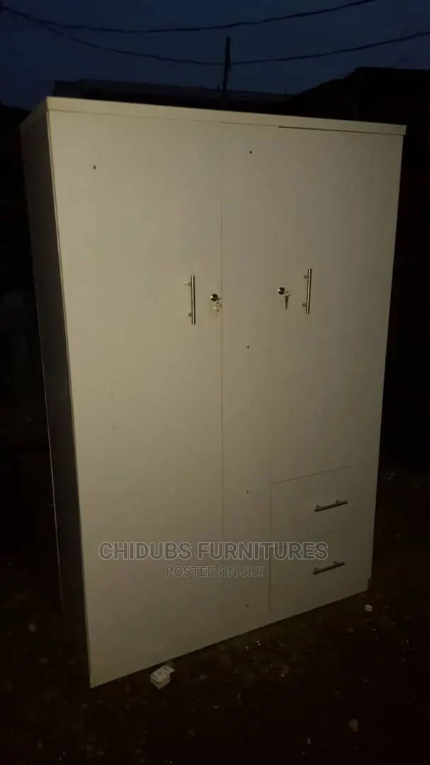 Quality 4 by 6 Wardrobe
