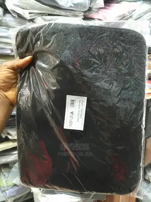 Pouch / Cases for Laptops