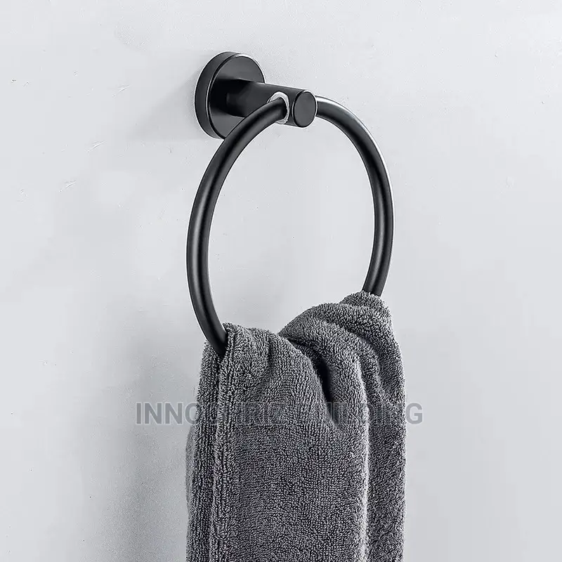 Black Towel Dryer / Ring