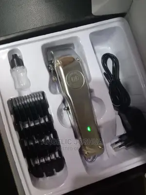 Kiki Rechargable Clipper