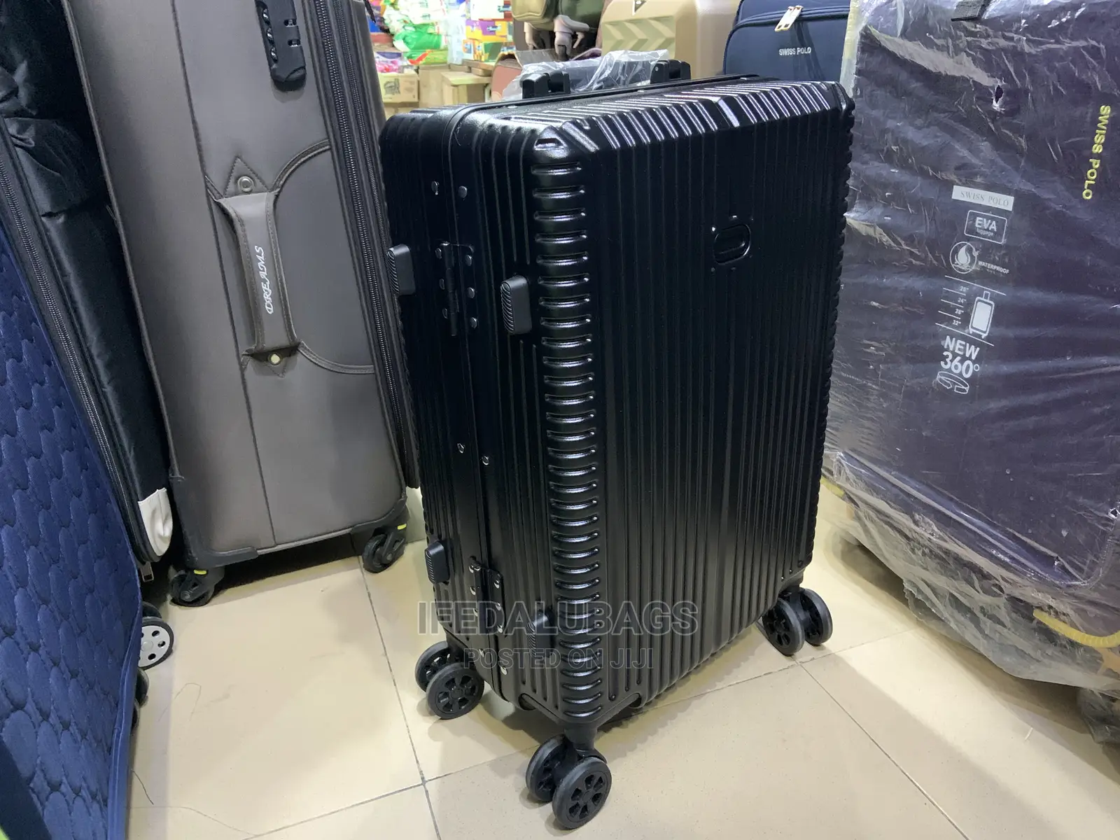 Small Size Imported Aluminum Frame Traveling Luggage