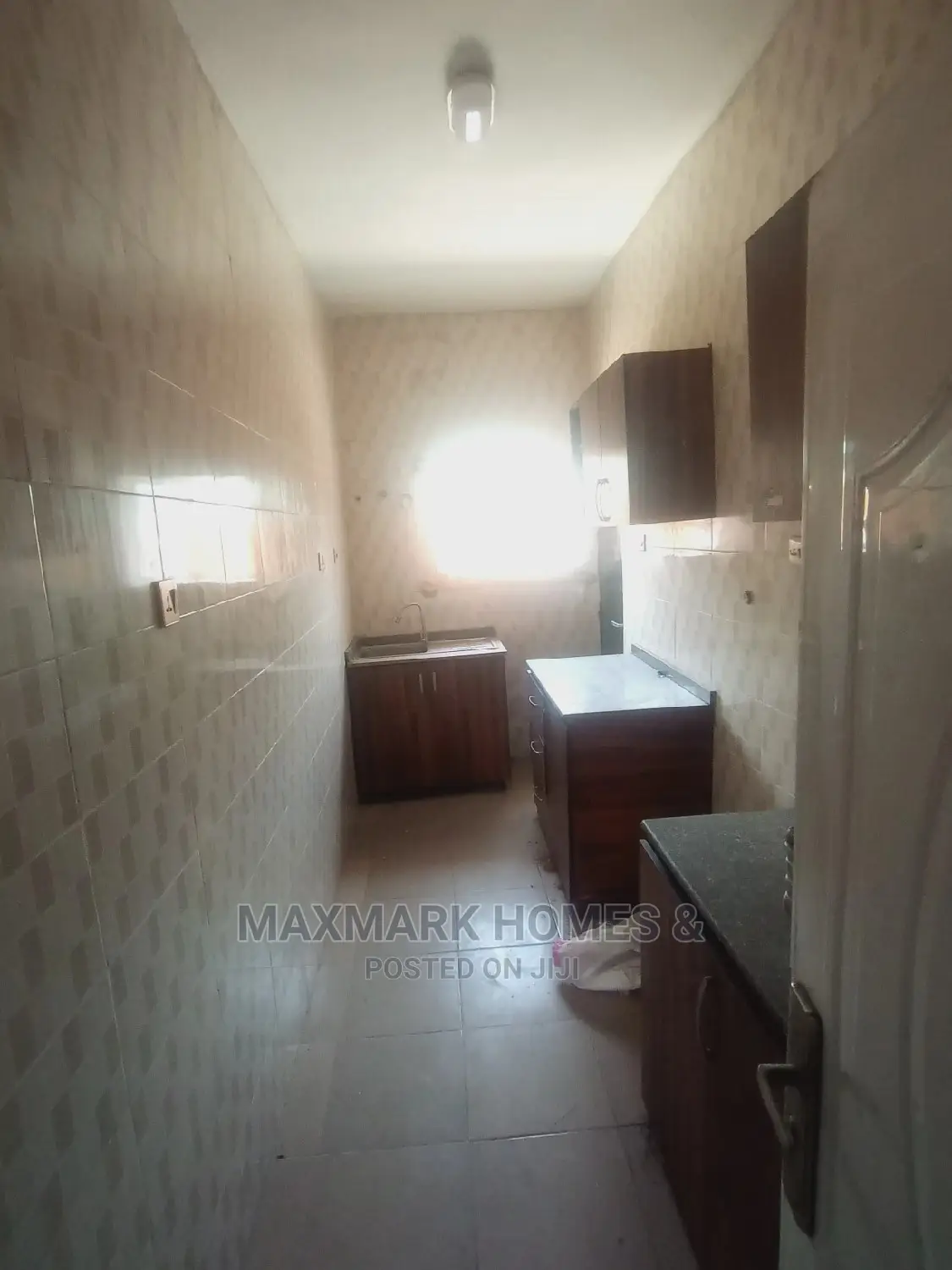 3bdrm Block of Flats in Unity Estate, Badore for sale