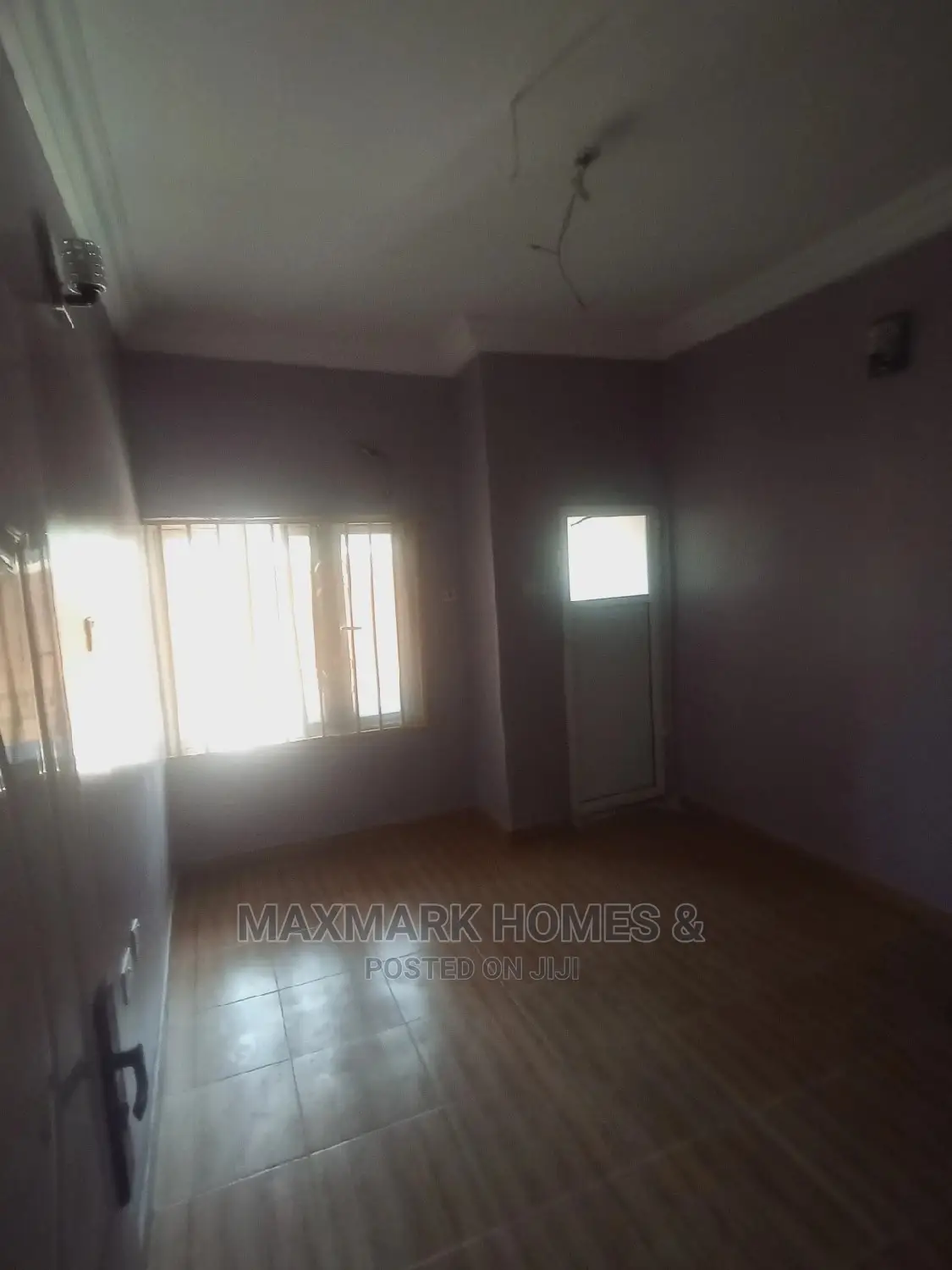 3bdrm Block of Flats in Unity Estate, Badore for sale