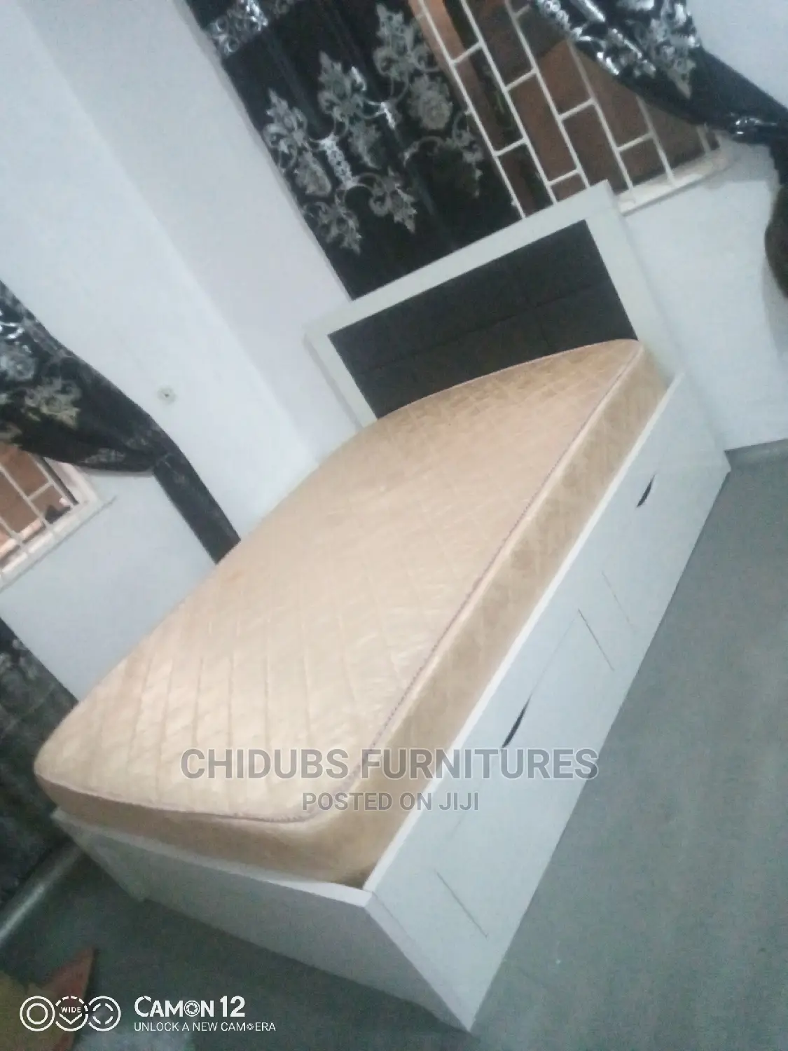 Quality and Unique Bed Frame 4.5 by 6 Ft