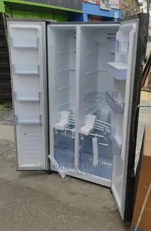 Brand New HISENSE Side by Side Fridge{514L}Dispenser{Black}