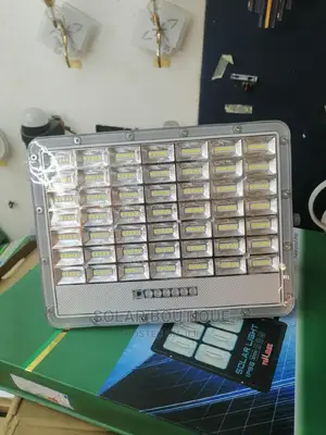100w Vellmax Solar Flood Light