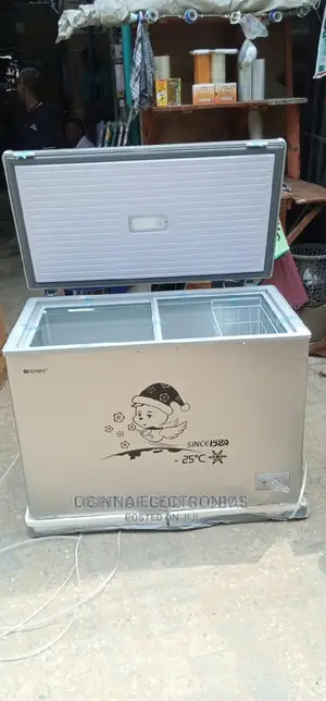 Brand New SNOWSEA 450L Chest Frezer/Silver/Extenal Compresor