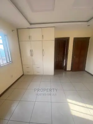 5bdrm Duplex in Magodo Gra for rent
