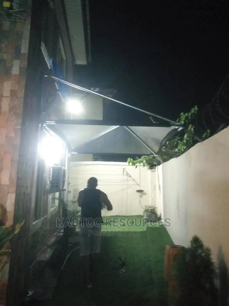 Sit Out Tent