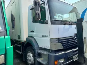 Mercedes Truck 1823 ATECO
