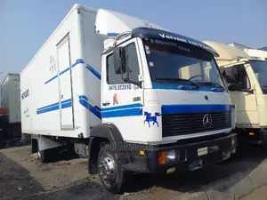 Mercedes 814 6bolts 20feet 7tonnes