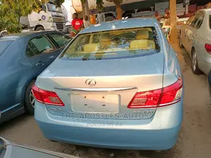 Lexus ES 350 2011 Blue