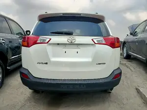 Toyota RAV4 2014 White