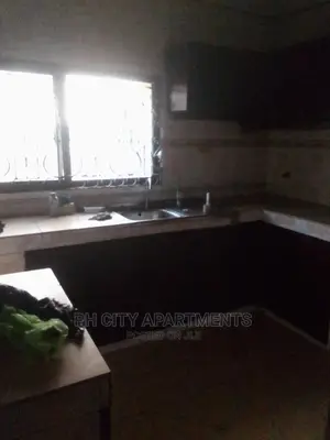 3bdrm Block of Flats in Cocaine Village,, Port-Harcourt for rent
