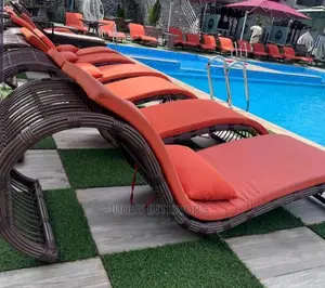 Pool Cane Bed