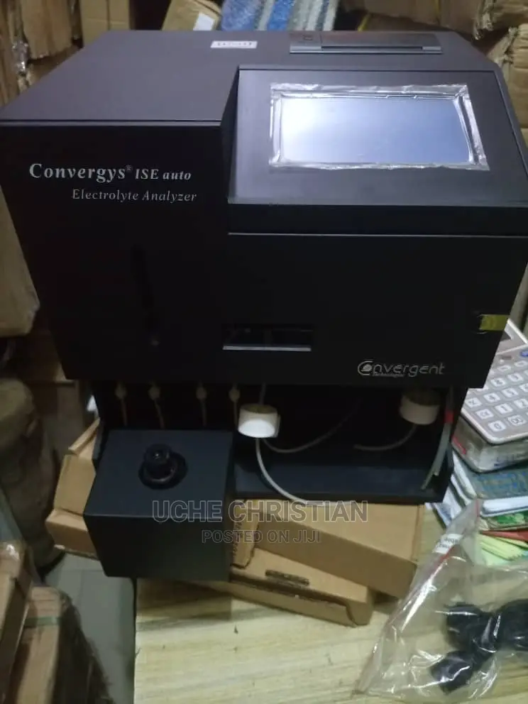 Electrolyte Analyzer Machine