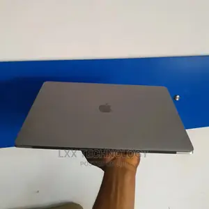 Laptop Apple MacBook Pro 2019 32GB Intel Core I9 SSD 1T