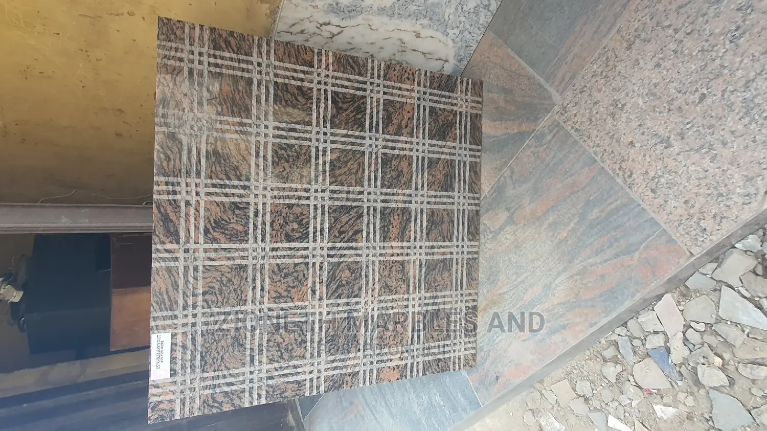 Indian High Quality Bash Paradiso Granite 2cm Thickness Tile