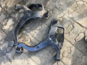 Set of Front Lower Arms for Range Rover Sport and Lr3