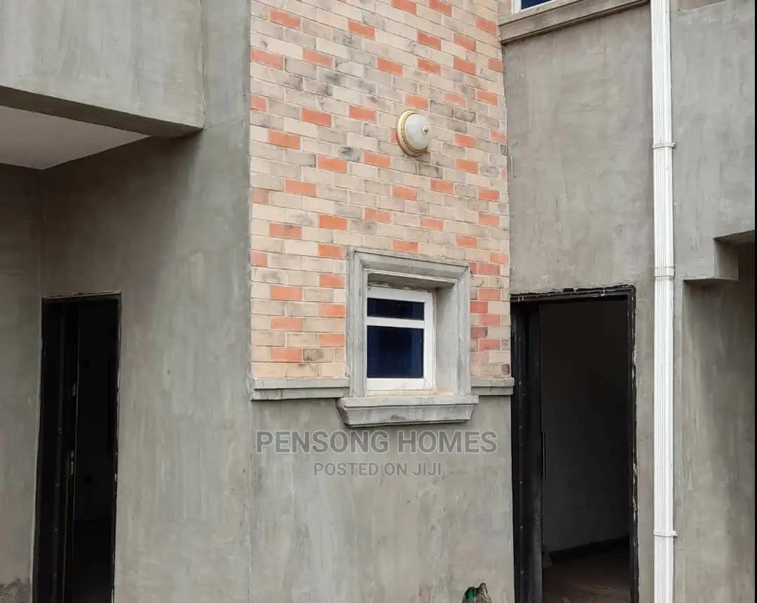 2bdrm Block of Flats in Magboro, Obafemi-Owode for Sale