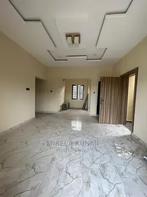 Furnished 2bdrm Block of Flats in Queen Street, Alagomeji for rent