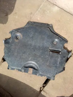 Mercedes Benz Engine Covers Are Available