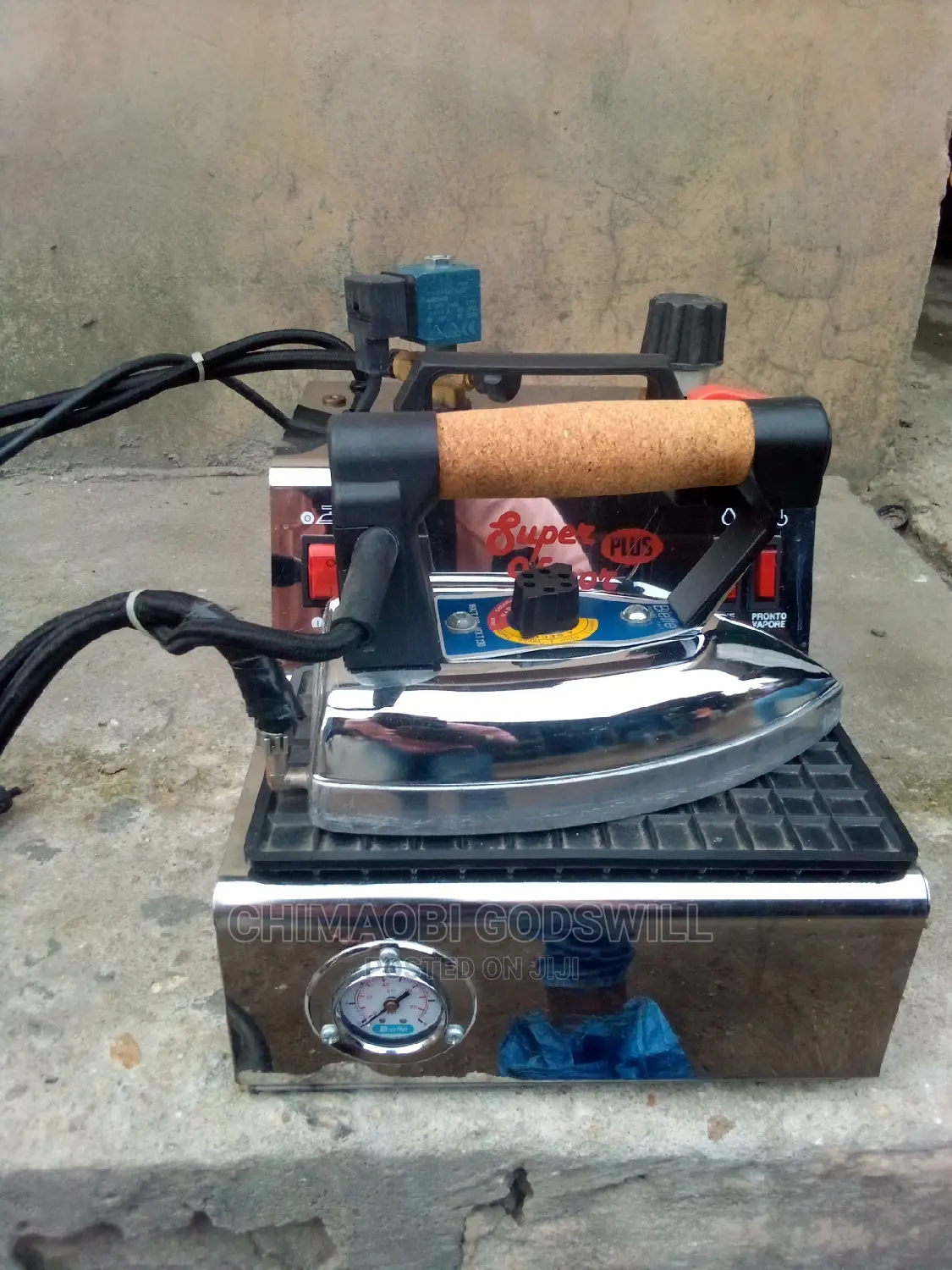 Industrial Steaming Iron