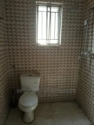 Studio Apartment in Osapa London for rent