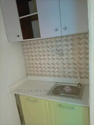 Mini Flat in Osapa London for rent