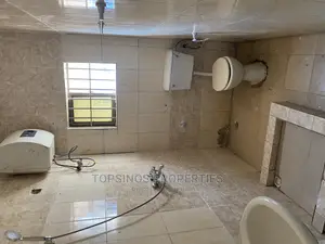 2bdrm Block of Flats in Dawaki for rent