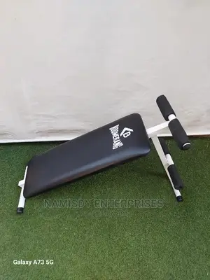 Bomerang Situp Bench