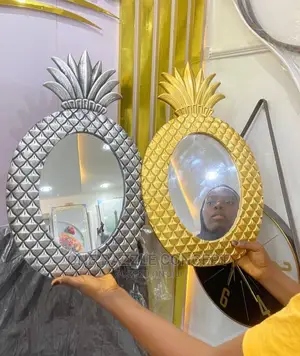 Pineapple Wall Mirror.