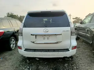 Lexus GX 460 Luxury 2015 White