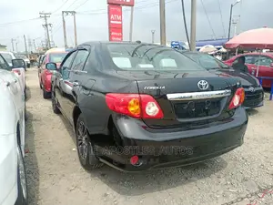 Toyota Corolla 2010 Black