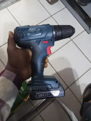 18v Bosch Cordless/Battery Screw/Drill Machine
