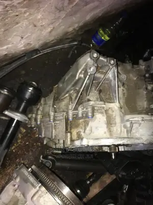Mercedes Benz Gear Box Are Available