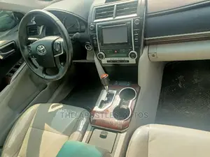 Toyota Camry 2013 Silver