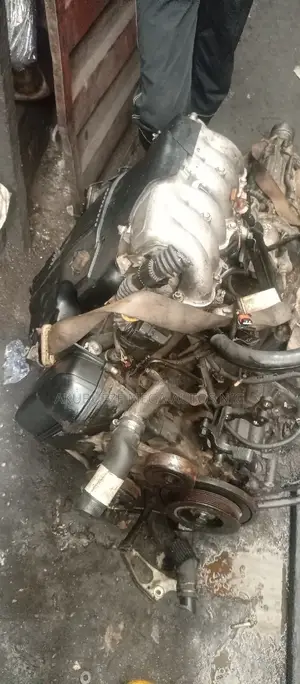 Lexus GS 300 Engine