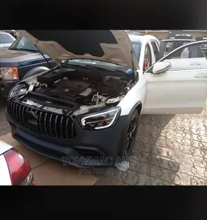 Mercedes-benz Glc300 2016,2017 Upgrade Kits To 2021