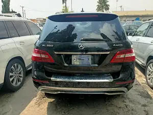 Mercedes-Benz M Class ML 350 4Matic 2013 Black