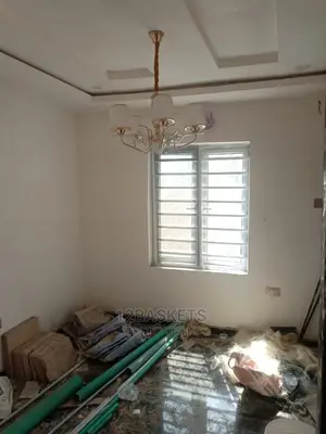 Furnished 2bdrm Block of Flats in Cele Bus Stop,, Obafemi-Owode