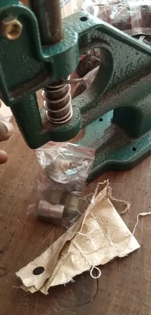 Press Button Plastic Moulds