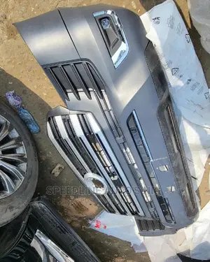 Complete Front Bumper Toyota Land Cruiser 2022/2023 Model