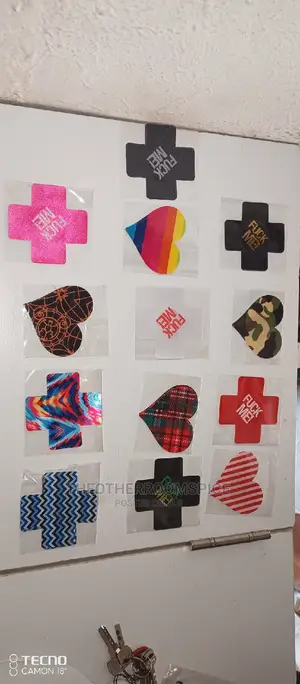 Ladies Adhesive Nipple Sticker Pasties Cover Bra