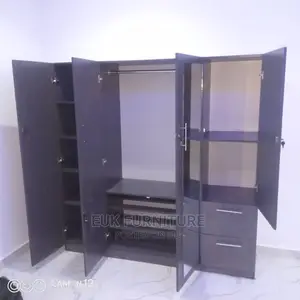 6ft by 6ft Wardrobe With Two Glasses and Drawers