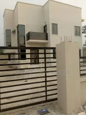 Glass Show Front House