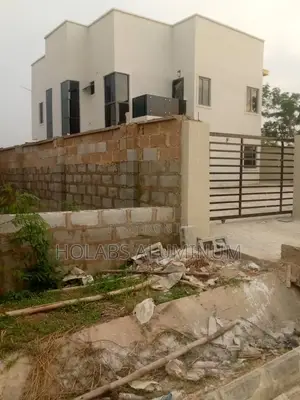 Glass Show Front House